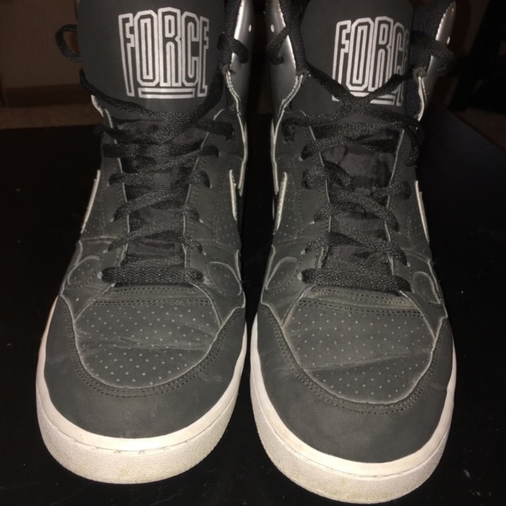 Men’s shoes